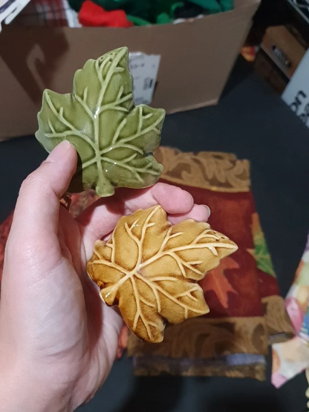 Autumn Leaf Holiday Table Runners, Napkin Rings & Accessories - Red, Gold, Green